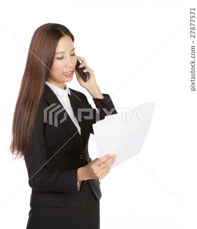 businesswoman  with phone 27877571