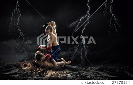 Box fighters trainning outdoor 27878134