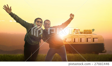 younger man and woman happiness emotion traveling 27881446