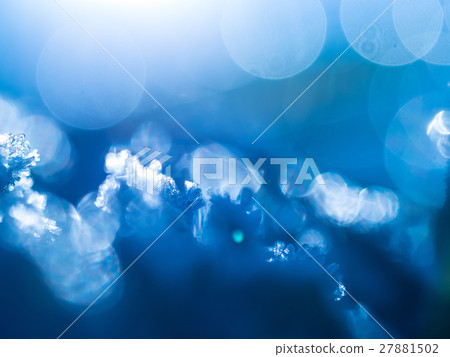 在冬天早晨做的霜水晶 27881502