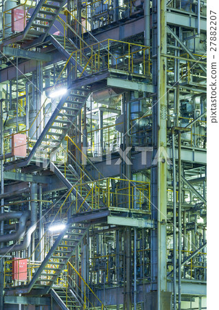 Kawasaki _ factory night view 27882207