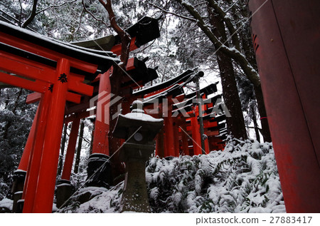 鳥居 27883417