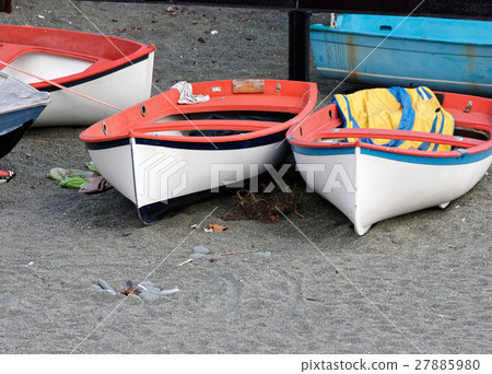 detail of same boats in a beach 27885980