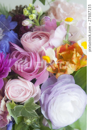 flower arrangement  27887155