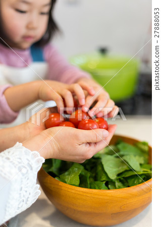 Girls to help arrange salads 27888053