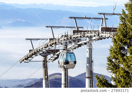 Ski lift cable booth or car, Ropeway and cableway Ski lift cable booth or car, Ropeway and cableway 27893171