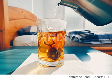 Hot tea in glass cup 27894194