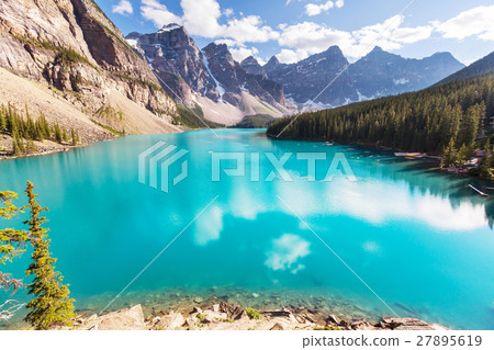 Moraine lake 27895619