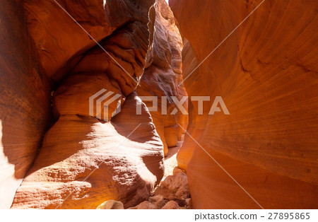 Slot canyon 27895865