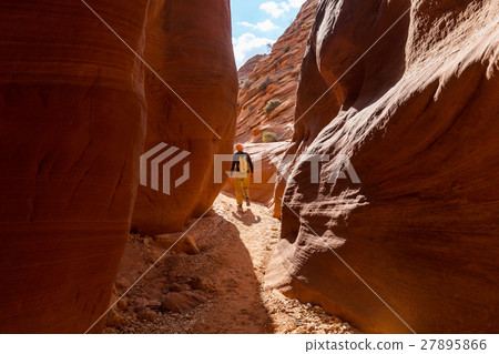 Slot canyon 27895866