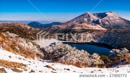 從白鳥山看到的雪的霧島山雪 從白鳥山看到的雪的霧島山雪 27900772