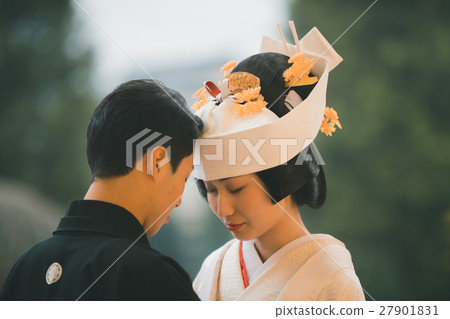 bridal couple, bride and groom, kimono marriage 27901831