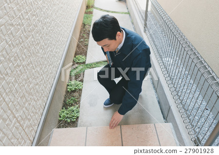entrance, entranceway, routine inspection 27901928