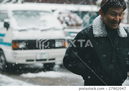 工人 勞動者 積雪 27902047