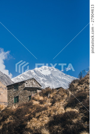 Small Abandoned house on the ABC & MBC route Small Abandoned house on the ABC & MBC route 27904613