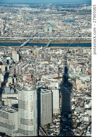 The landscape of Tokyo center shadow and the shadow of the sky tree The landscape of Tokyo center shadow and the shadow of the sky tree 27905065