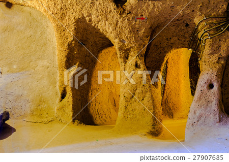 Kaymakli underground city village 27907685