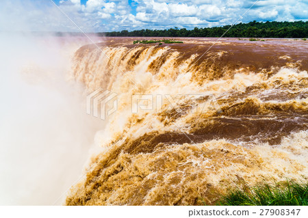 Iguazu Falls 27908347