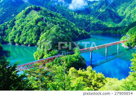 [Shizuoka Prefecture] Okuoi Lake Station 27909854