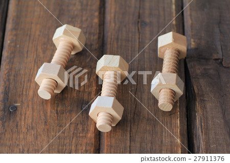 Wooden bolt toy DIY image 27911376