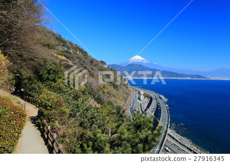 Mt. Fuji seen from Satsuki Pass Mt. Fuji seen from Satsuki Pass 27916345