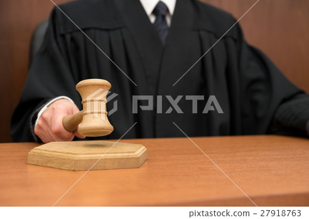 審判的形象 27918763