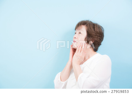 Senior beauty Senior beauty 27919853