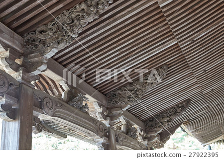 支持Yangguro屋頂（方向）的屋簷的雕塑，Zuisenji Taishido，富山縣Inami 27922395