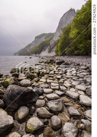 Chalk cliffs on shore of the Baltic Sea Chalk cliffs on shore of the Baltic Sea 27924929