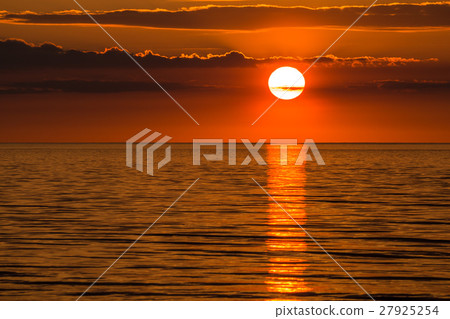 A sunset on the Baltic Sea coast A sunset on the Baltic Sea coast 27925254