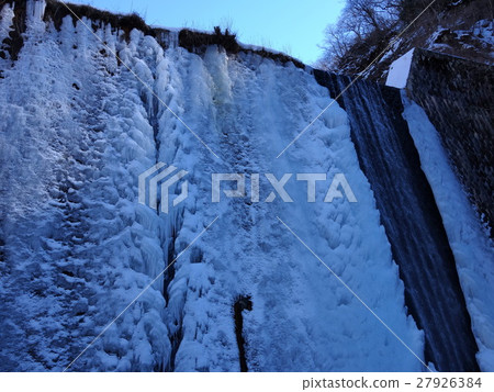 Haruna River Upstream Sabo dam · Ice curtain Haruna River Upstream Sabo dam · Ice curtain 27926384
