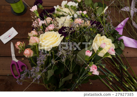 Christmas floral background Christmas floral background 27927385