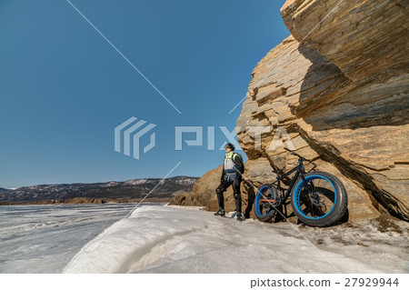 Fatbike. Fat tire bike. Fatbike. Fat tire bike. 27929944