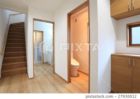 Scenery of entrance hall of newly built house Scenery of entrance hall of newly built house 27930012