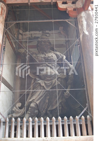 Statue of King Geumgang 27930441