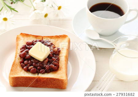 Breakfast at Ogura Toast and Coffee 27931682