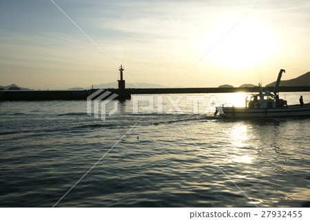 Tatsuno City Misu-cho Murozu Murotsu Harbour Evening Scenery 27932455
