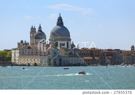 Venice panorama, Italy Venice panorama, Italy 27935378