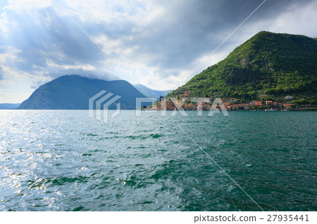 Lake panorama from "Monte Isola", Italy 27935441