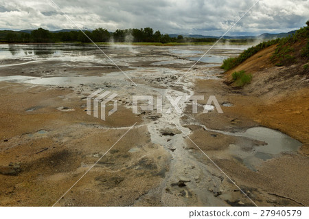 Hydrothermal field in the Uzon Caldera. Kronotsky Hydrothermal field in the Uzon Caldera. Kronotsky 27940579
