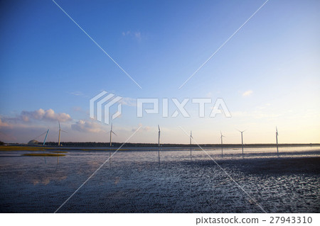 高美溼地,Taiwan, Taichung, high US wetlands,Gaomeiの湿地 高美溼地,Taiwan, Taichung, high US wetlands,Gaomeiの湿地 27943310