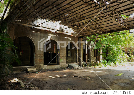 松山菸廠，荒廢，Matsuyama tobacco factory, abandoned， 27943538