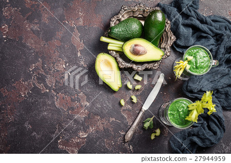 Healthy green smoothie Healthy green smoothie 27944959