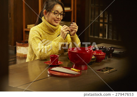 Female young artisan image 27947653