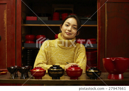 一個經歷塗漆的女人 27947661