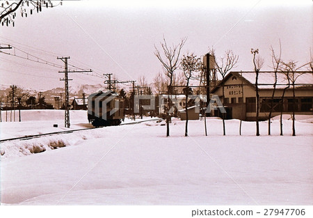 在活躍的時代新潟縣的菅野鐵路的昭和44列車 27947706