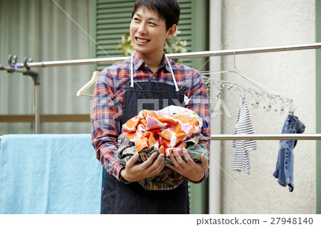 Primary portrait Primary portrait 27948140