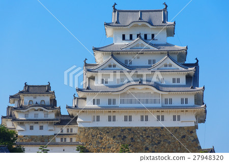 姬路城堡和藍天 姬路城堡和藍天 27948320