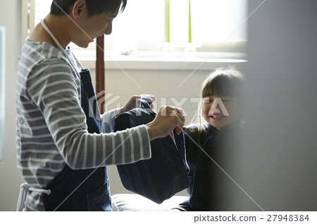 做兒童牙科的碩士 做兒童牙科的碩士 27948384