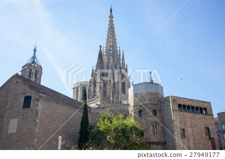 Gothic cathedral in Barcelona 27949177
